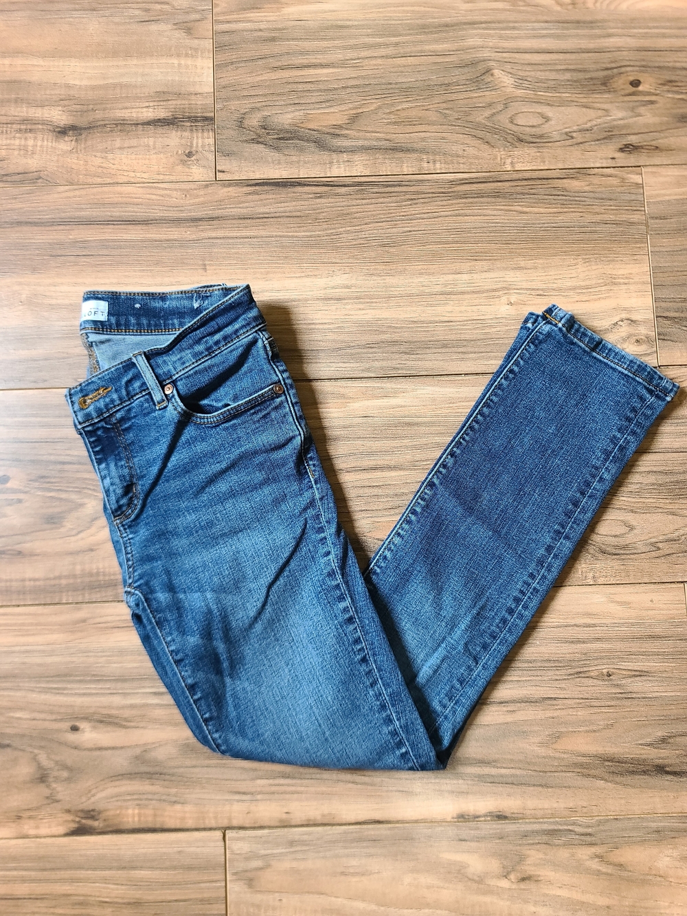 LOFT Ann Taylor Modern Skinny Crop Jeans Women's Size 0 / 25in Medium Wash